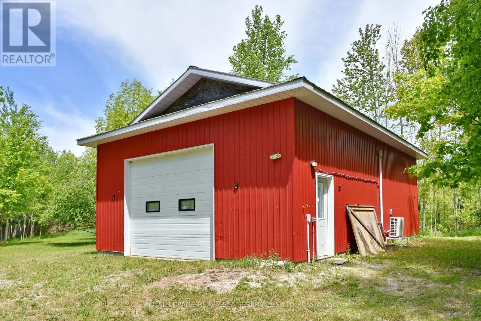 960 LAWSON ROAD