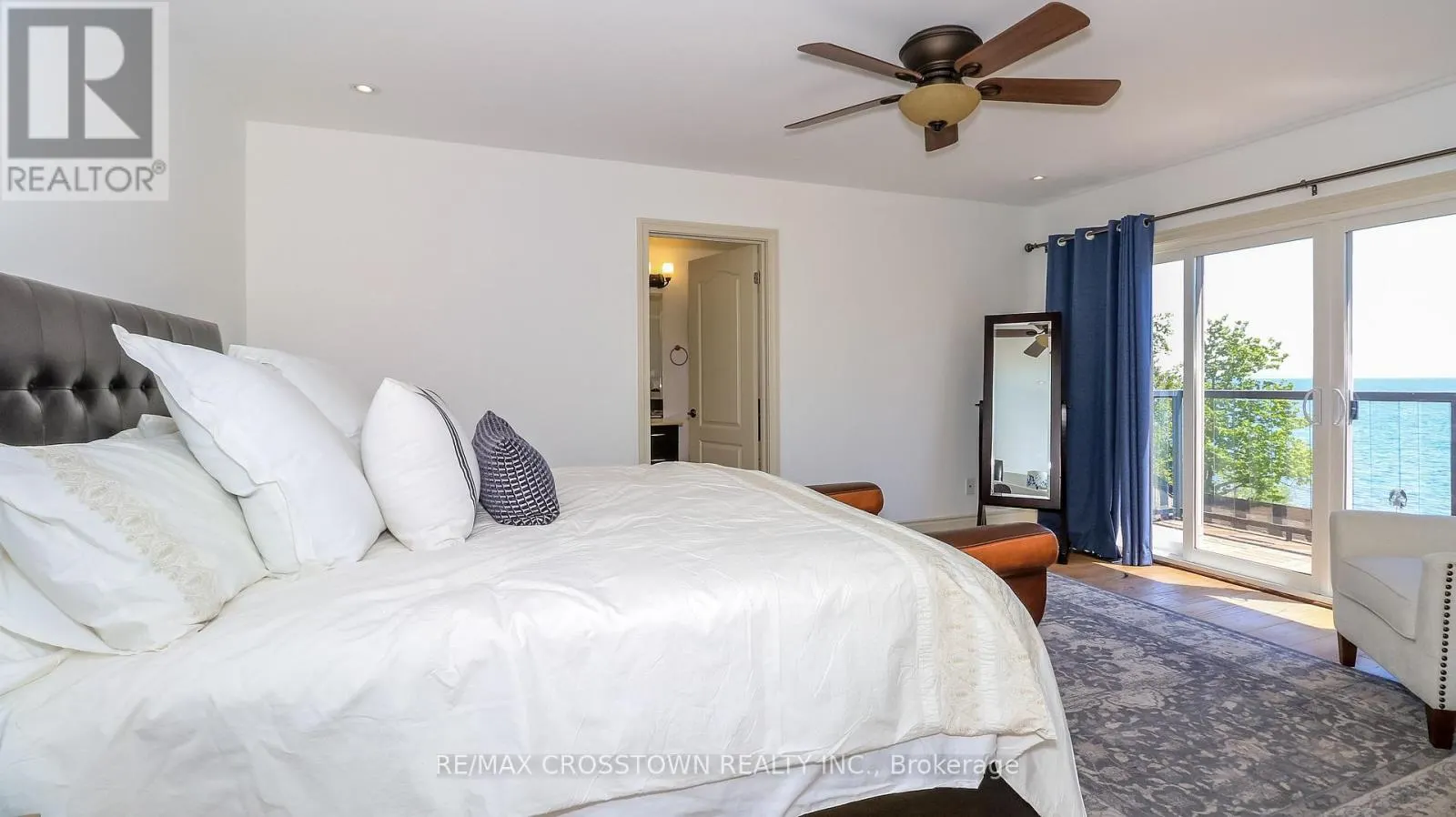183 LAKESHORE ROAD W