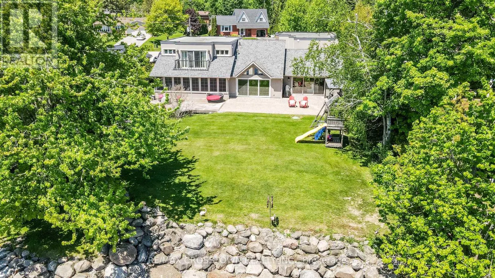 183 LAKESHORE ROAD W