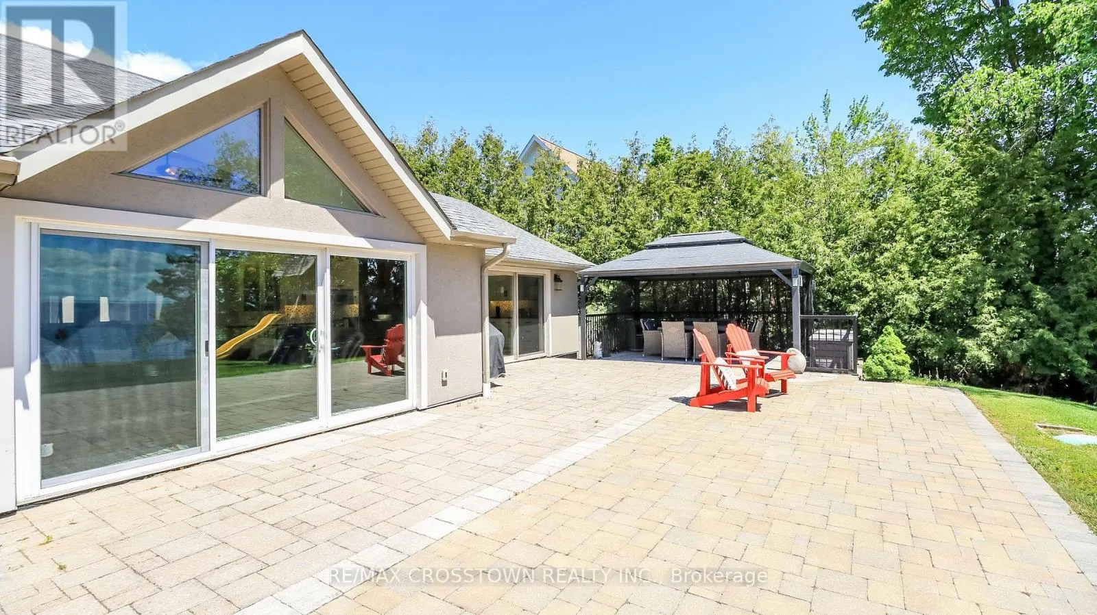 183 LAKESHORE ROAD W