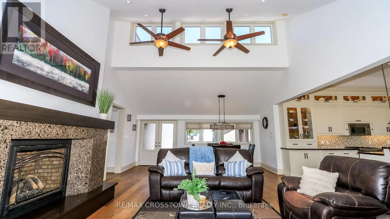 183 LAKESHORE ROAD W