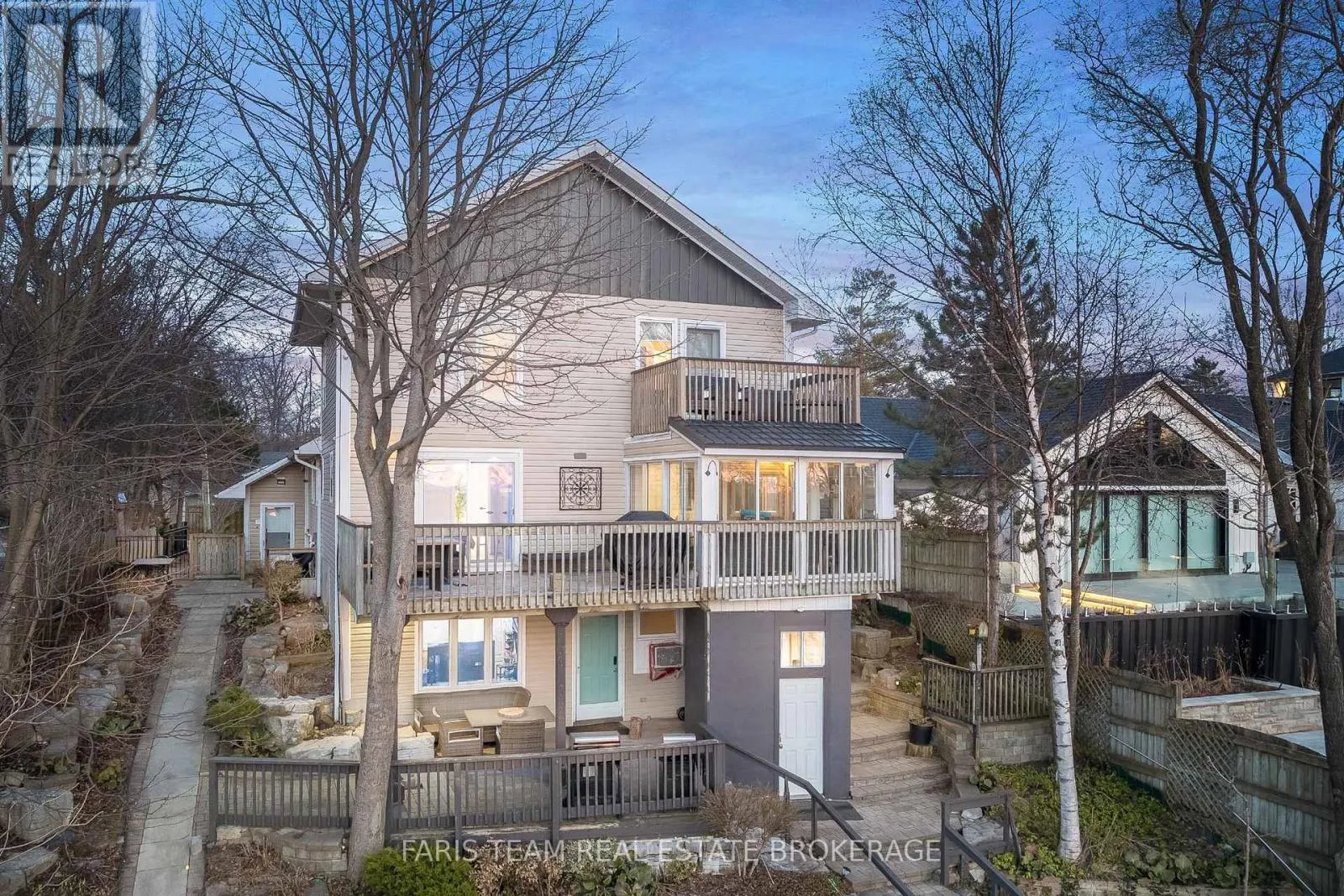 60 RIVER AVENUE CRESCENT