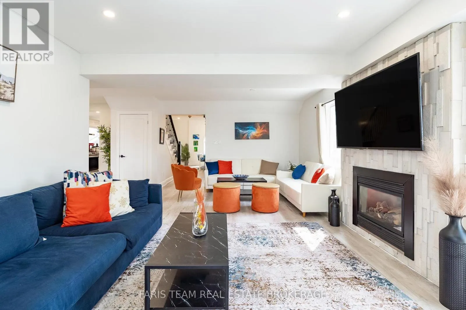 60 RIVER AVENUE CRESCENT