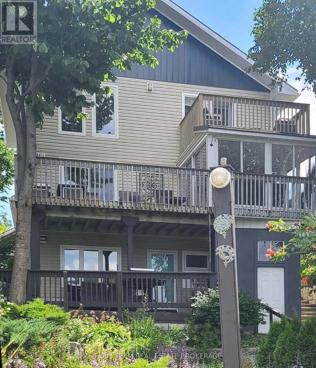 60 RIVER AVENUE CRESCENT