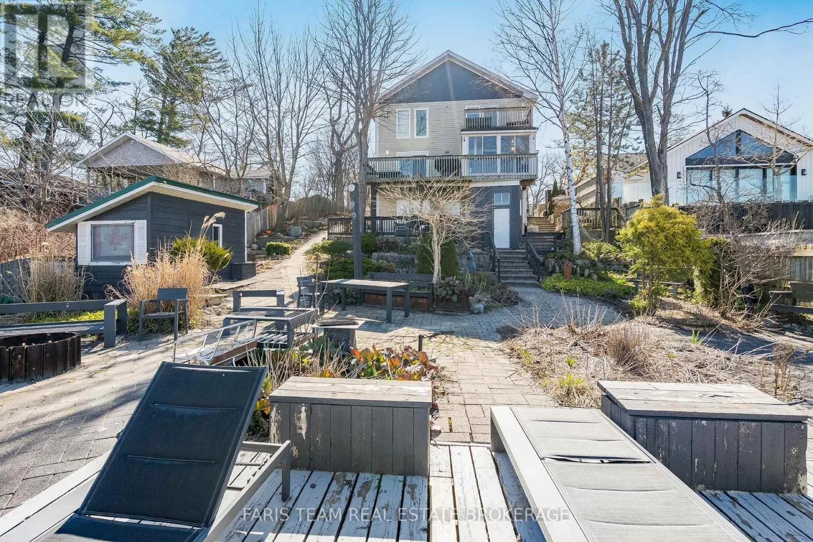 60 RIVER AVENUE CRESCENT