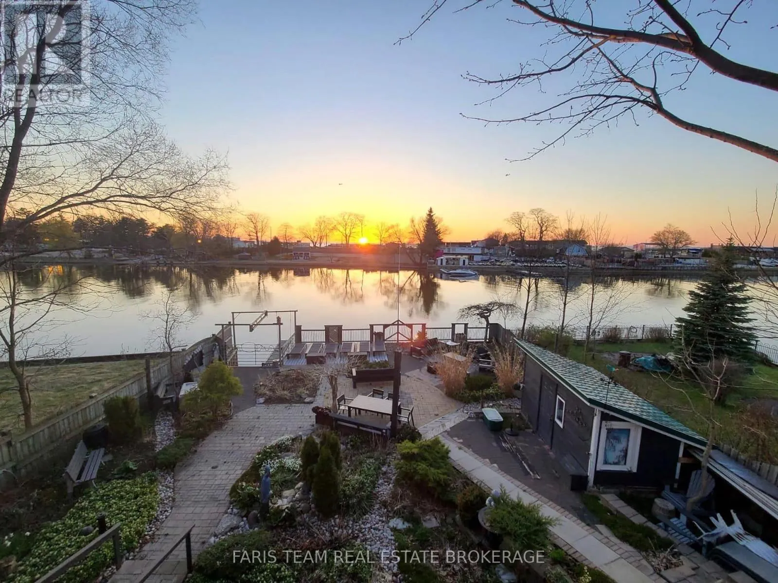 60 RIVER AVENUE CRESCENT