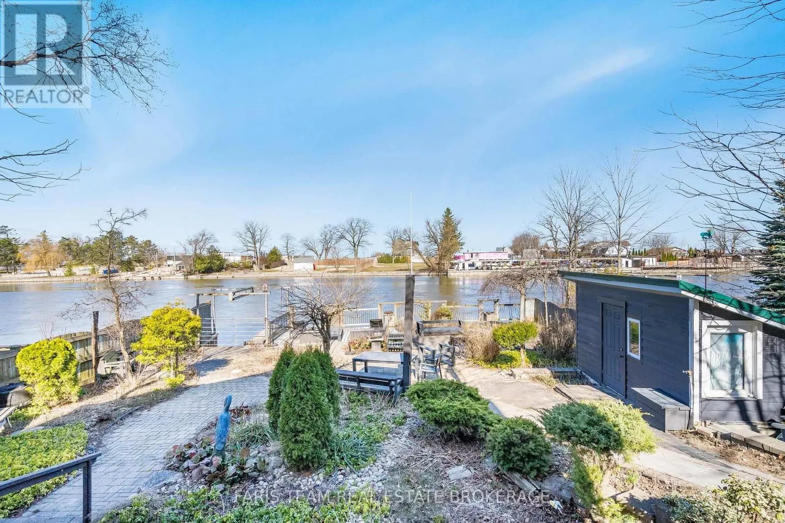 60 RIVER AVENUE CRESCENT