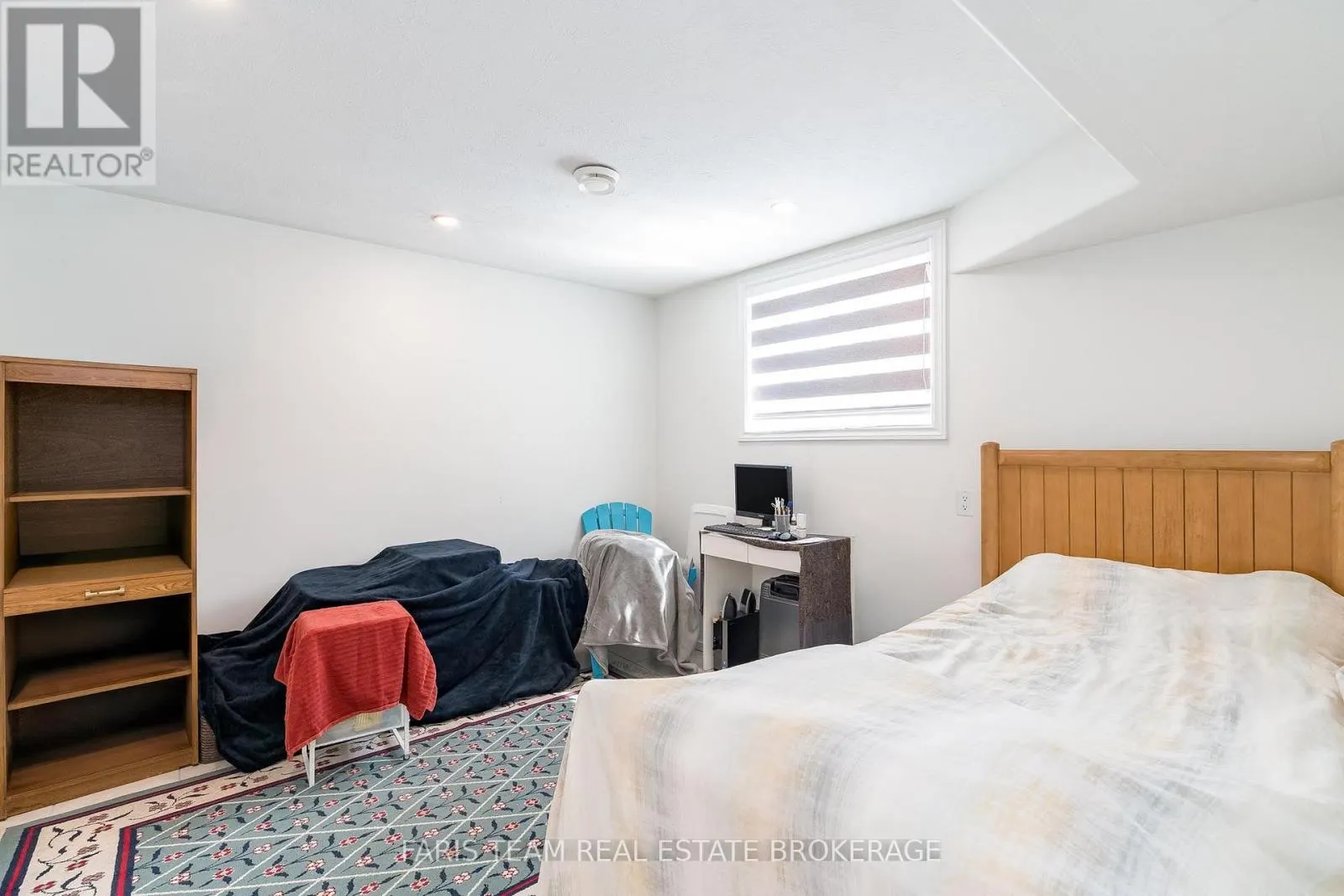 2 VANESSA DRIVE