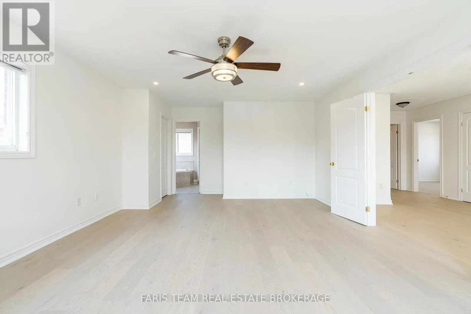 2 VANESSA DRIVE