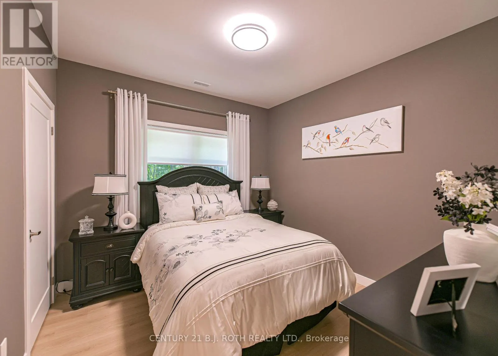 1650 TRADER COWAN ROAD