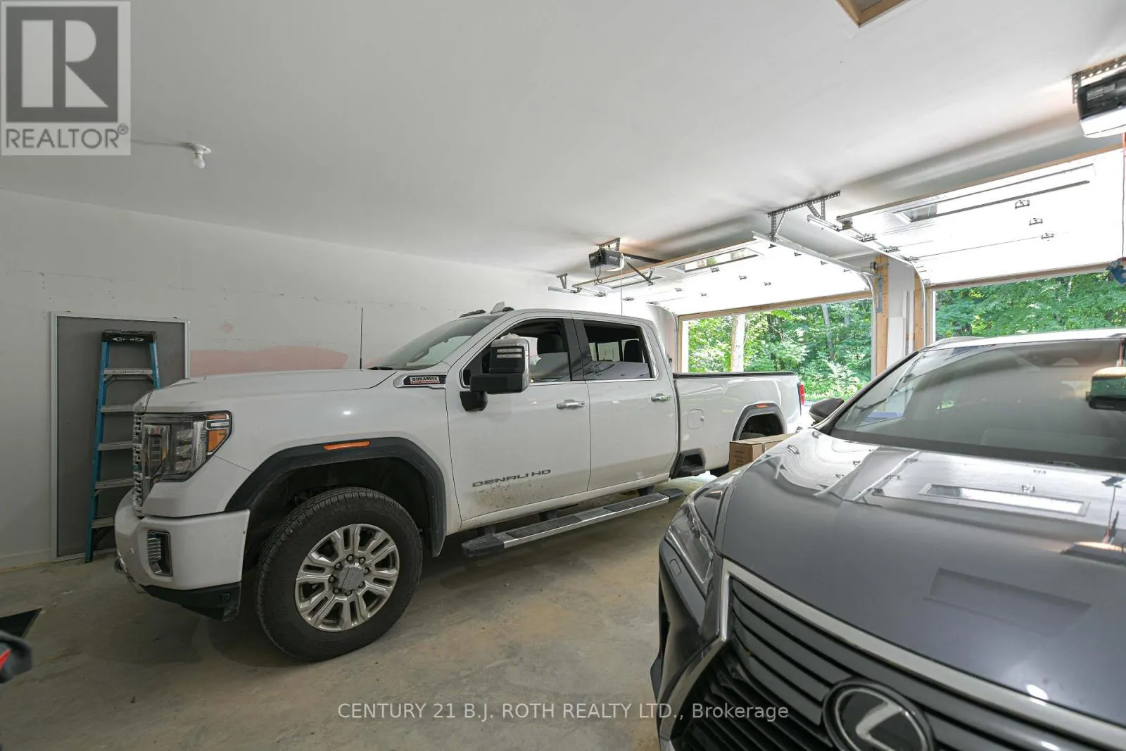 1650 TRADER COWAN ROAD