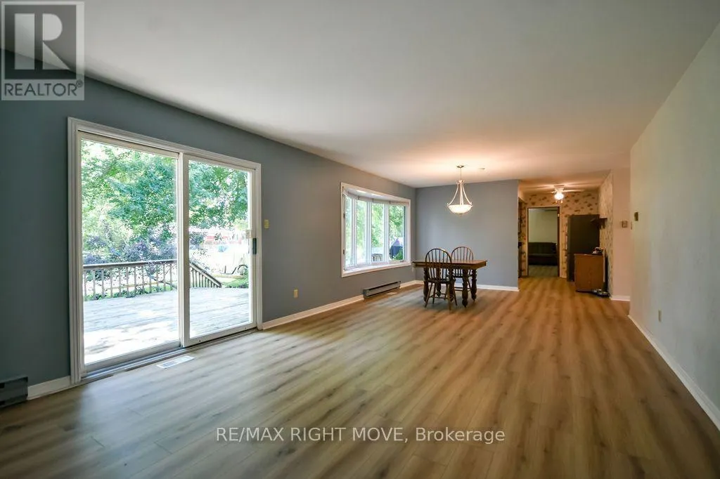3263 SHOREVIEW DRIVE