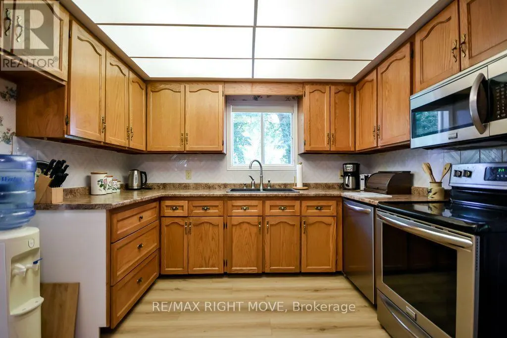 3263 SHOREVIEW DRIVE