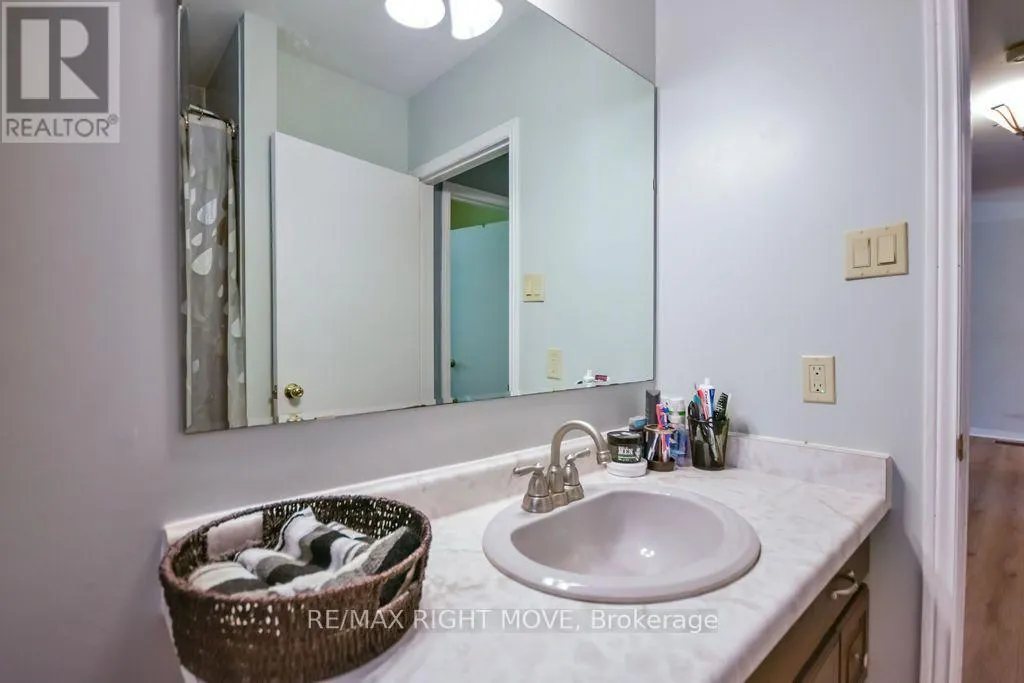 3263 SHOREVIEW DRIVE