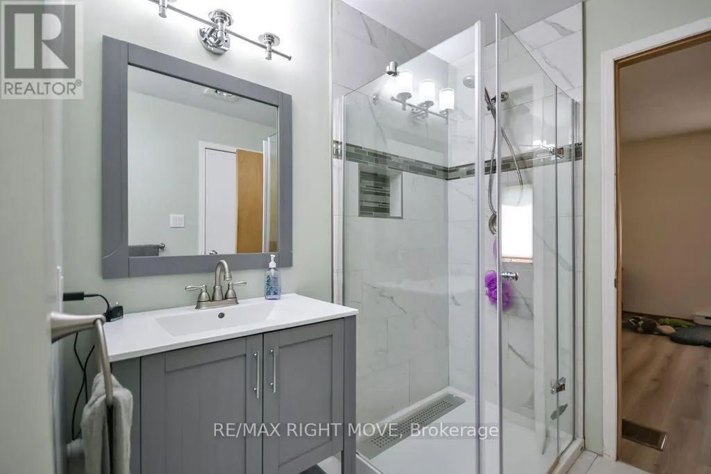 3263 SHOREVIEW DRIVE