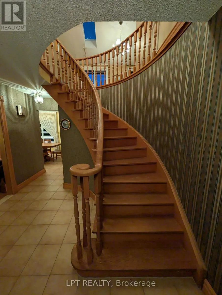 47 PARKSIDE DRIVE