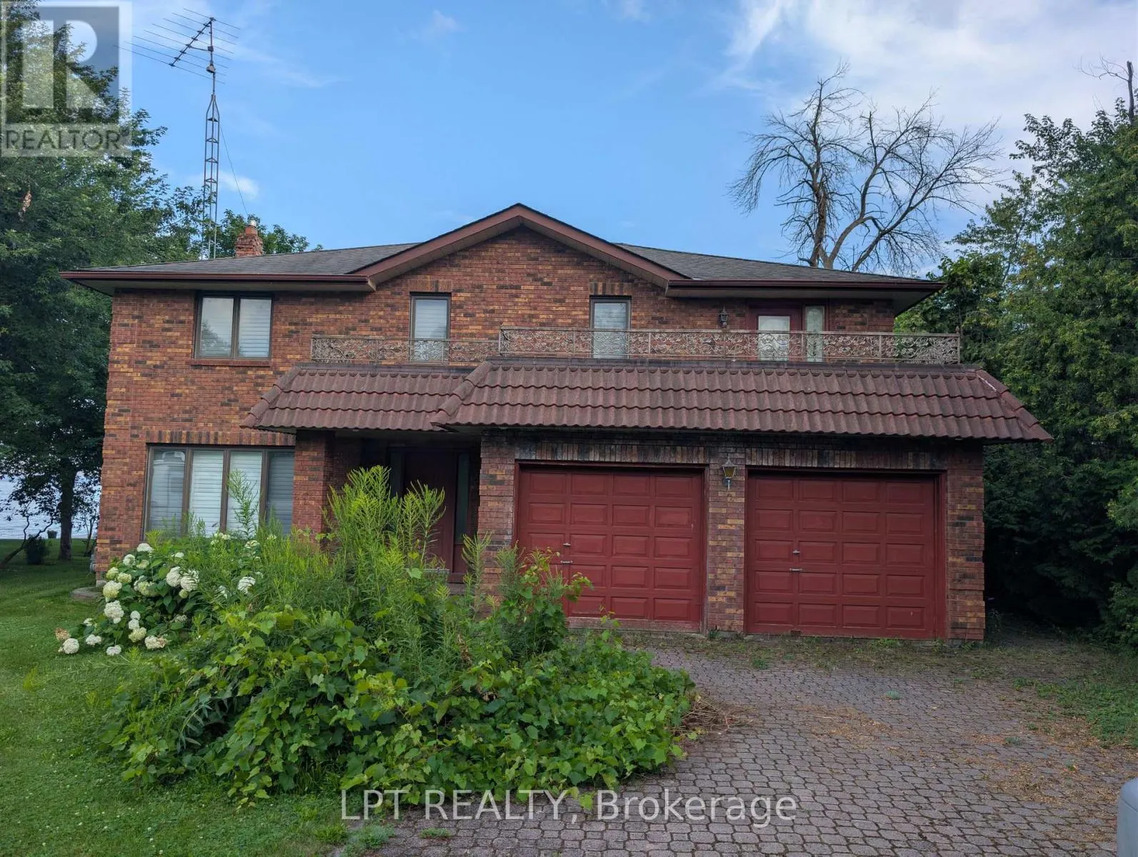 47 PARKSIDE DRIVE