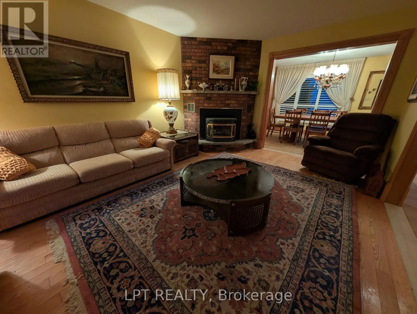 47 PARKSIDE DRIVE