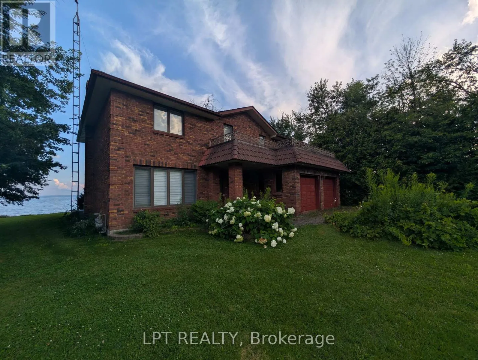 47 PARKSIDE DRIVE