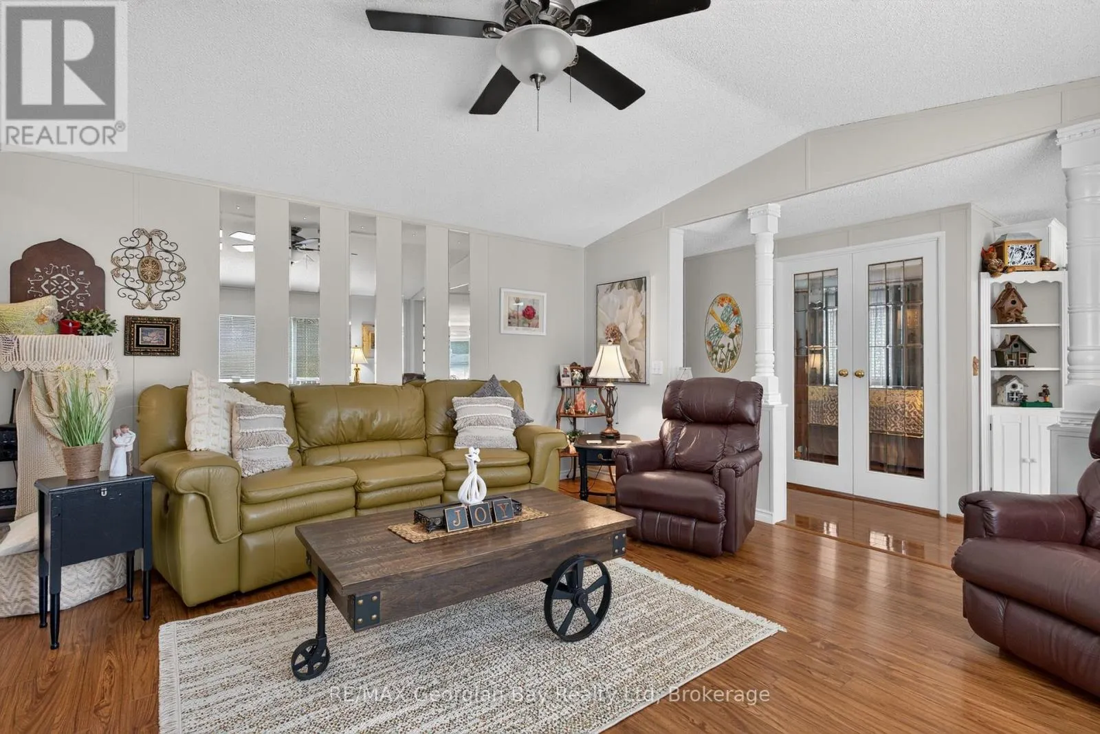 27 SCOTTSDALE - 5411 ELLIOTT SIDE ROAD