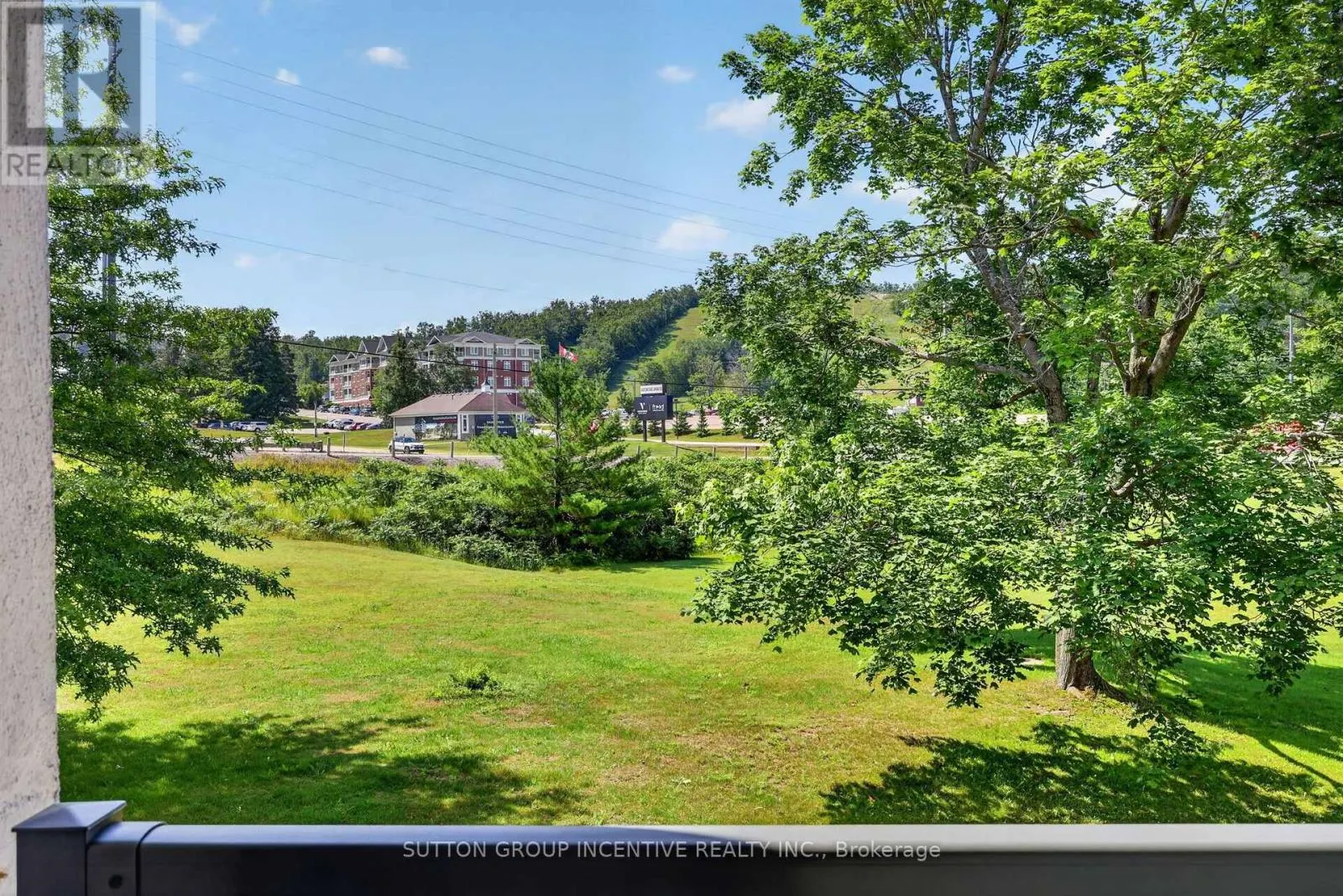 224 - 1102 HORSESHOE VALLEY ROAD W