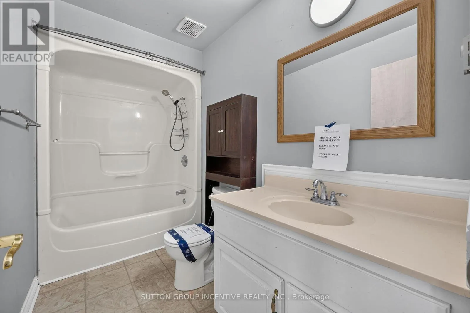 160 LAFONTAINE ROAD W