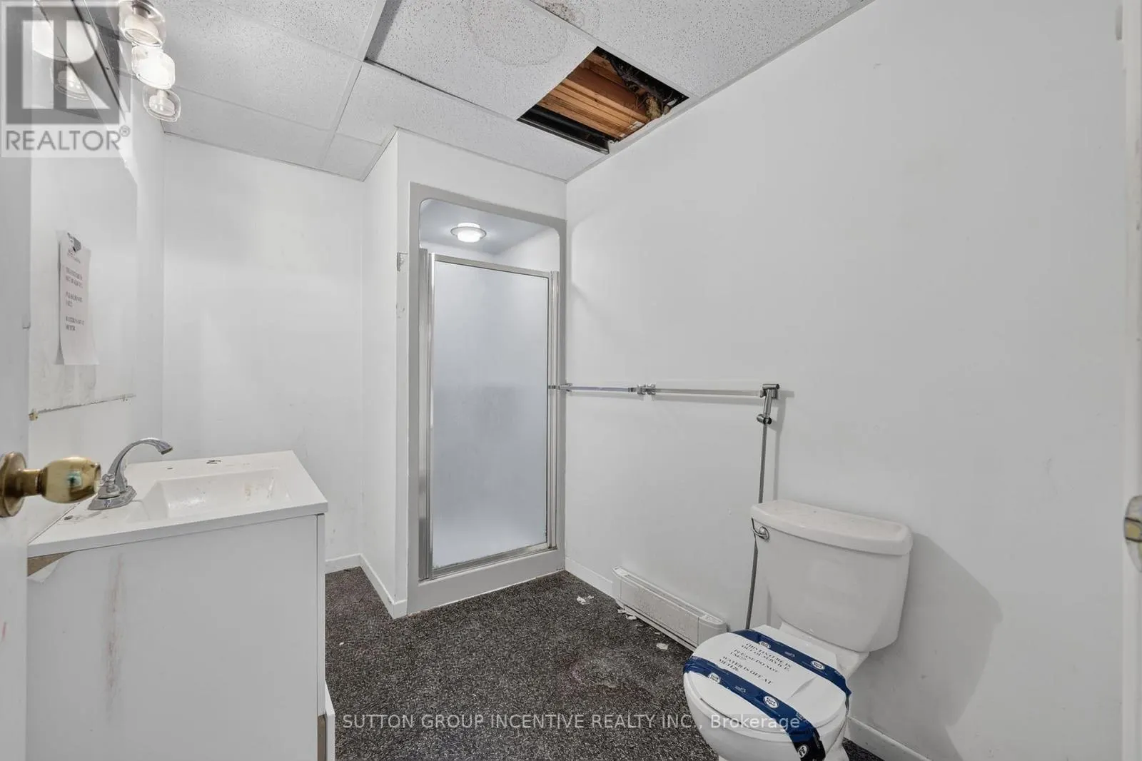 160 LAFONTAINE ROAD W