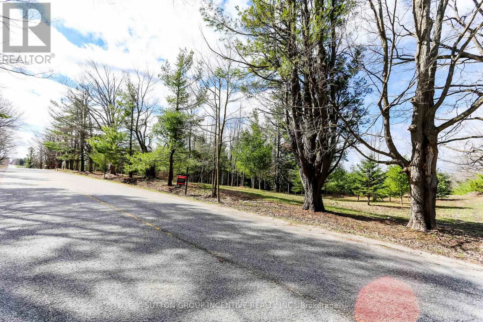 2790 OLD SECOND ROAD S