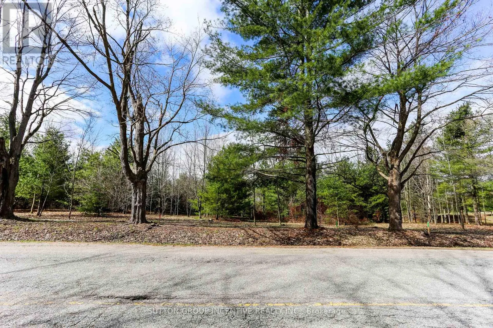 2790 OLD SECOND ROAD S