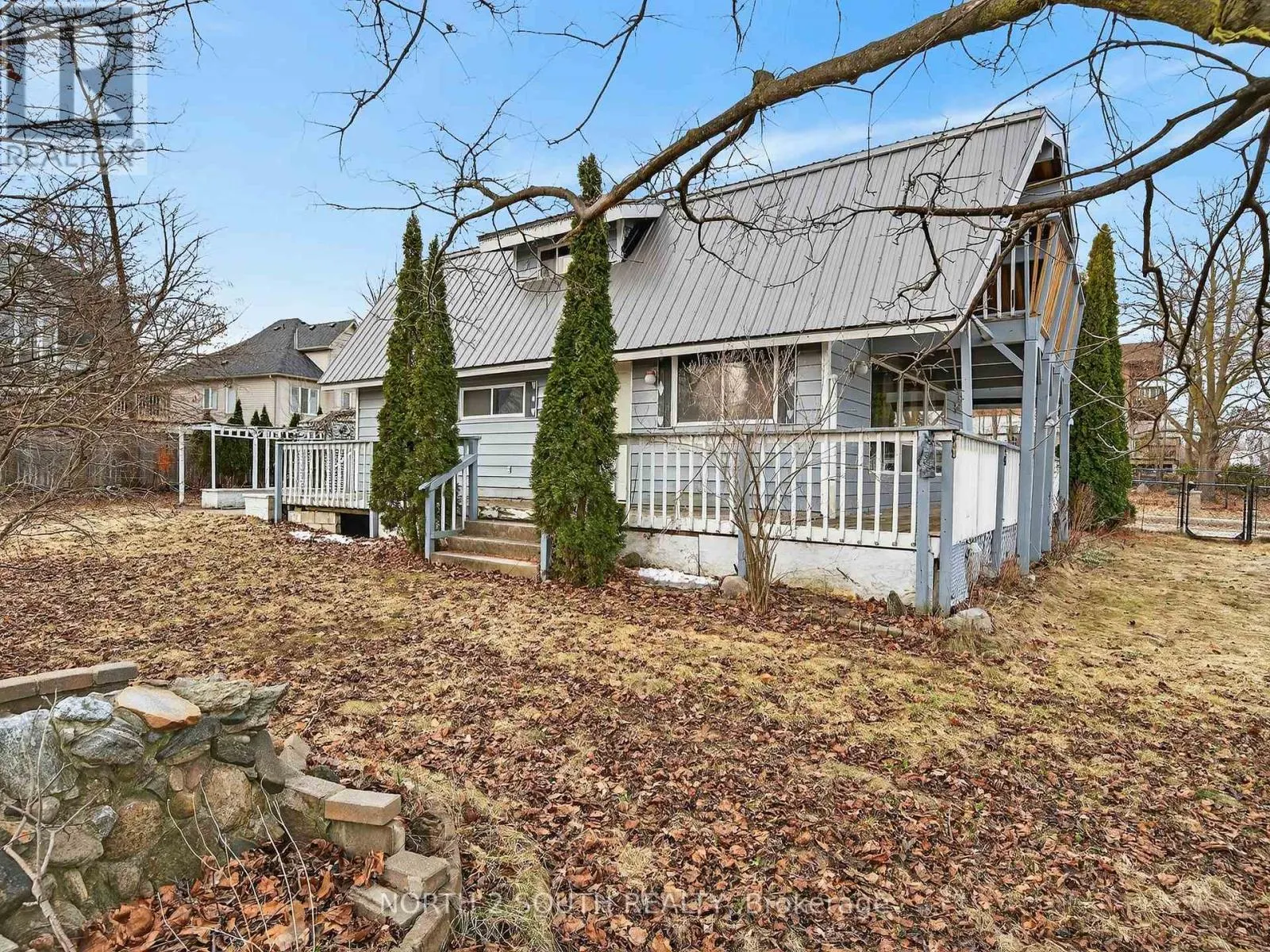 13 BAYVIEW AVENUE