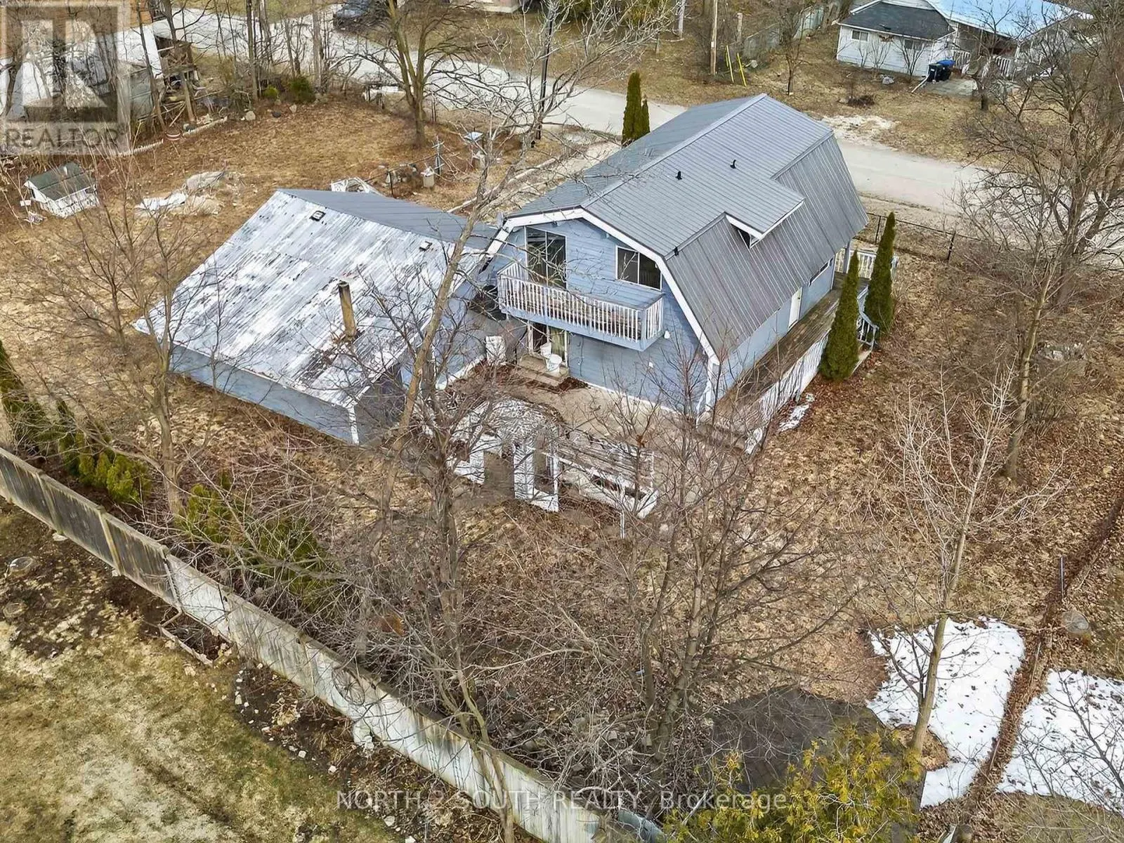 13 BAYVIEW AVENUE