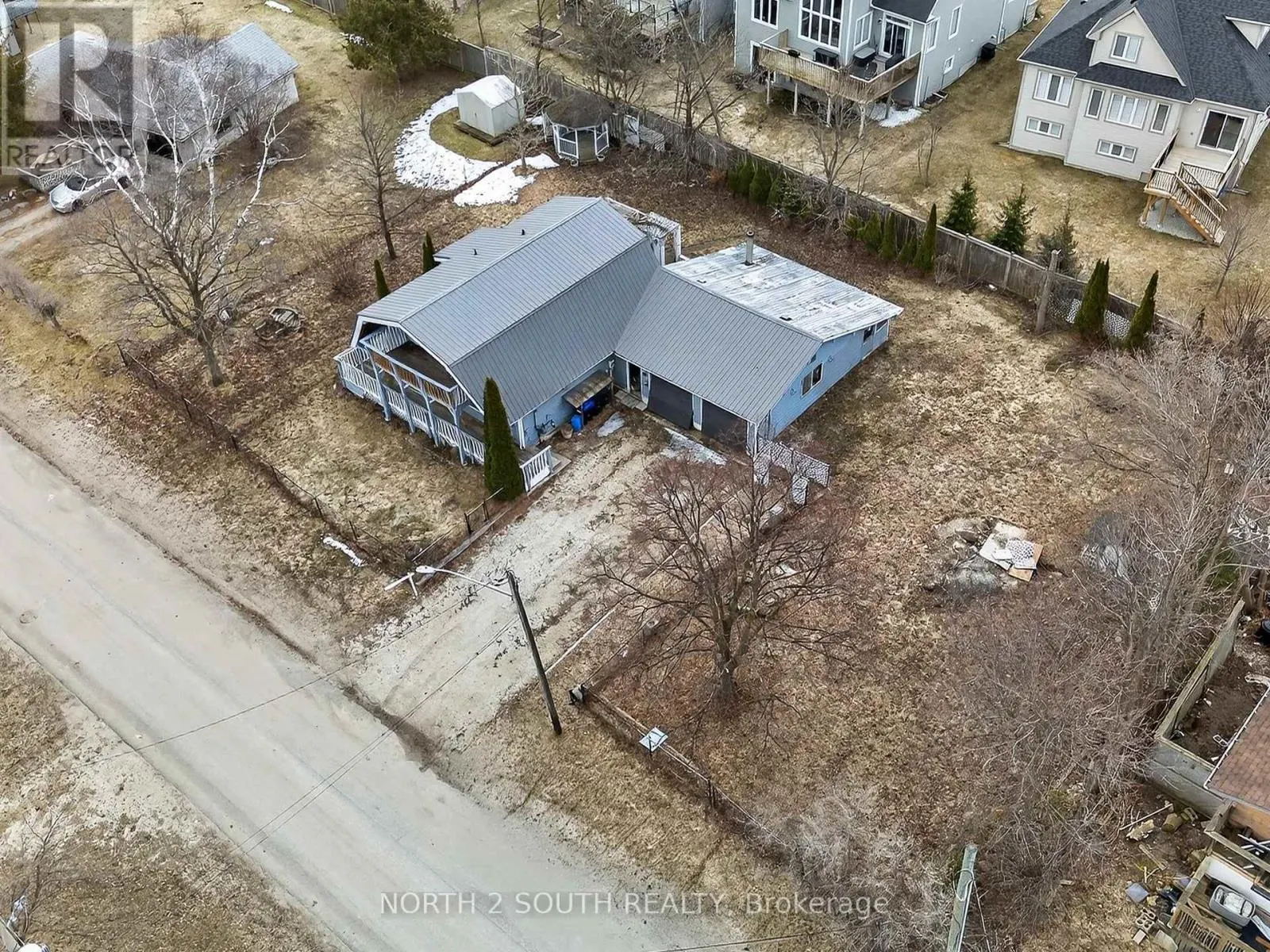 13 BAYVIEW AVENUE