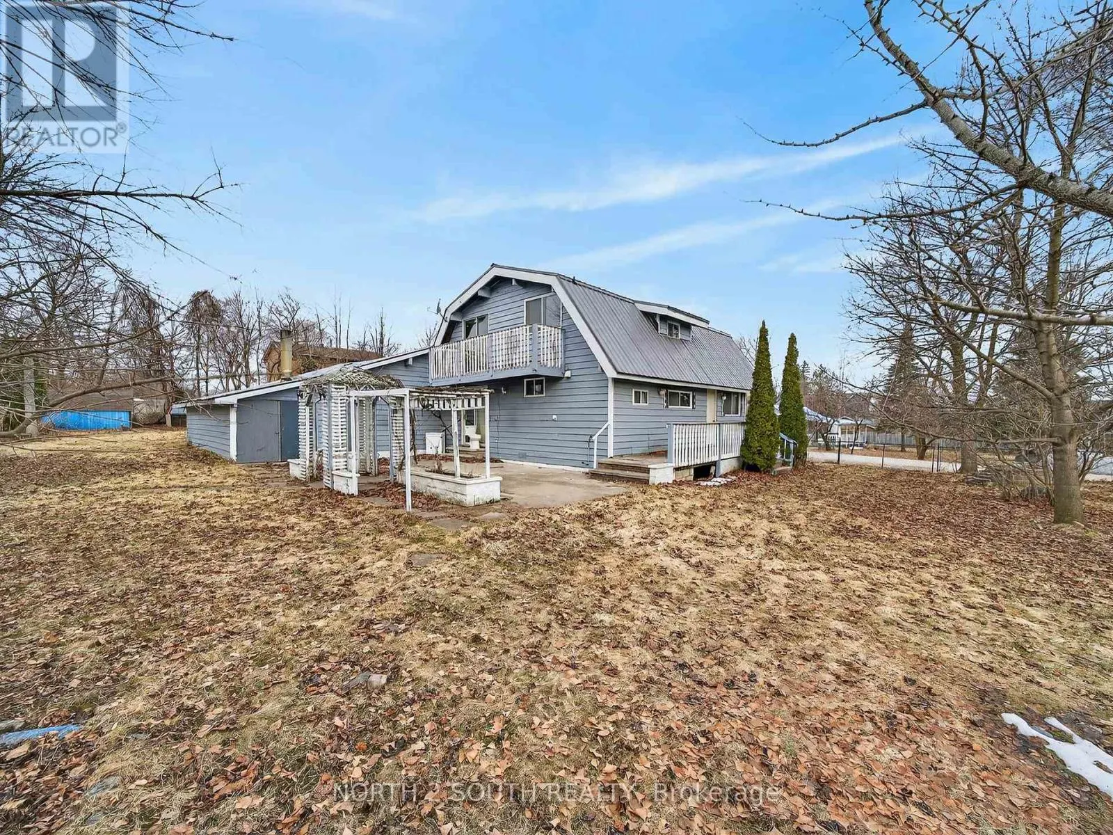 13 BAYVIEW AVENUE