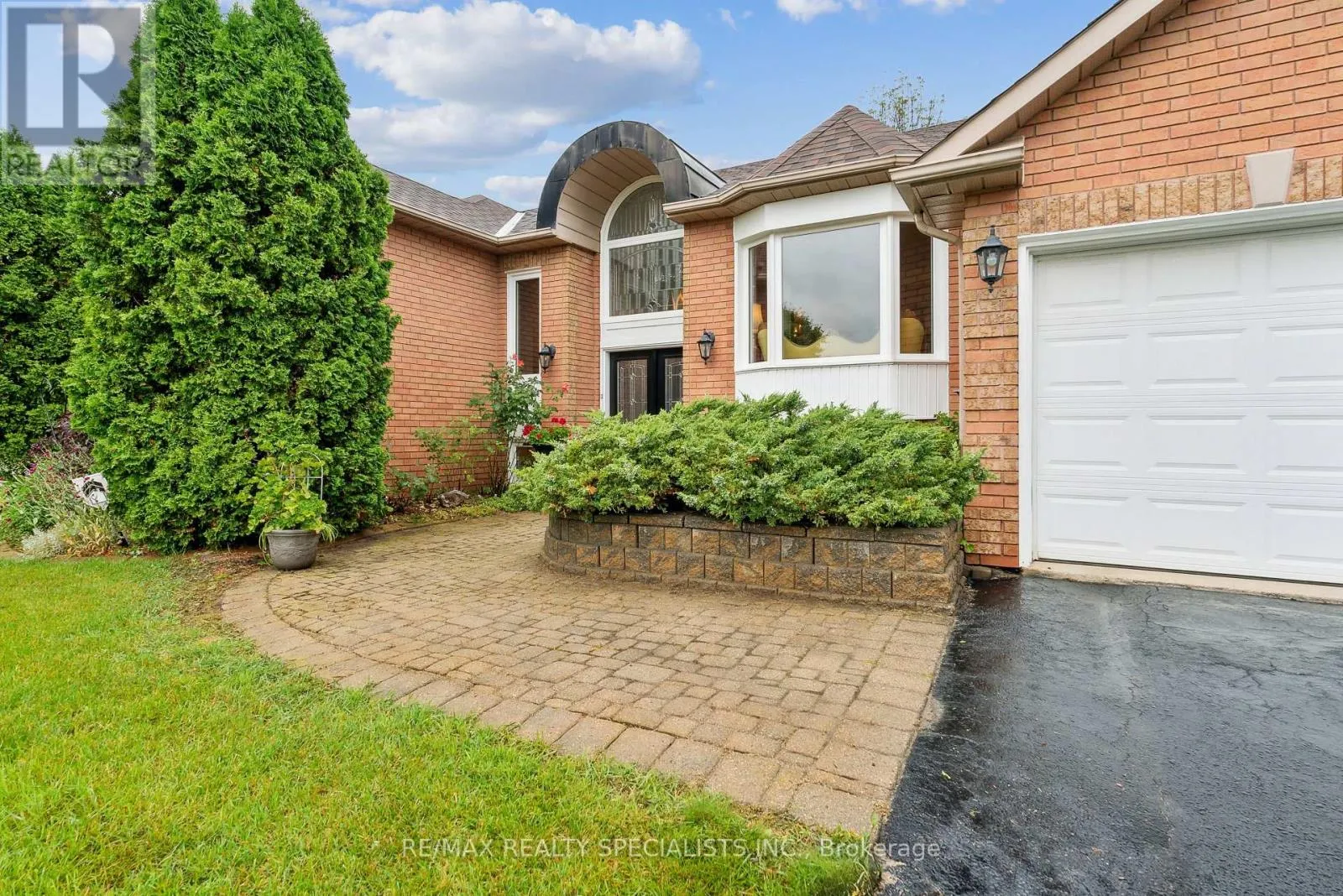 22 LAMONT CREEK DRIVE