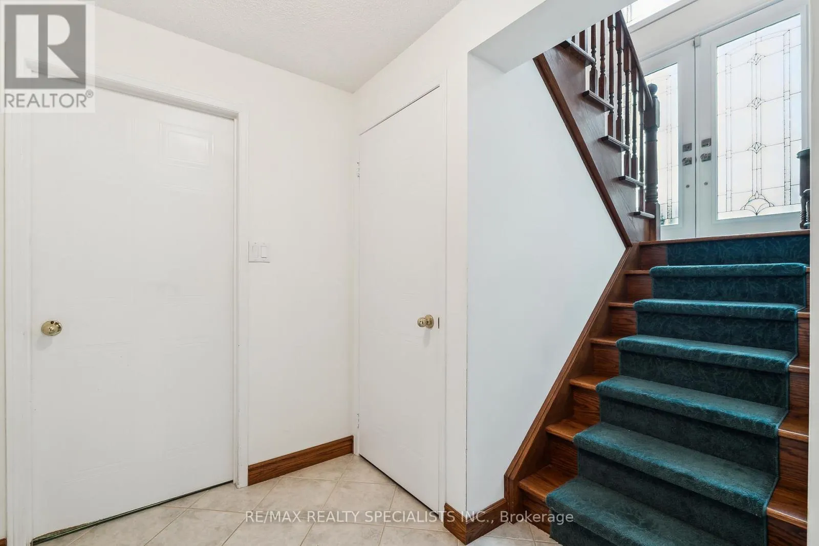 22 LAMONT CREEK DRIVE