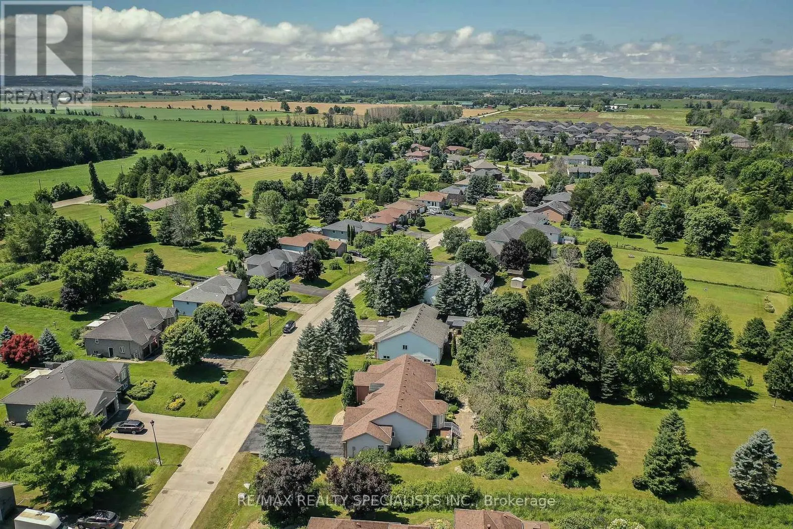22 LAMONT CREEK DRIVE
