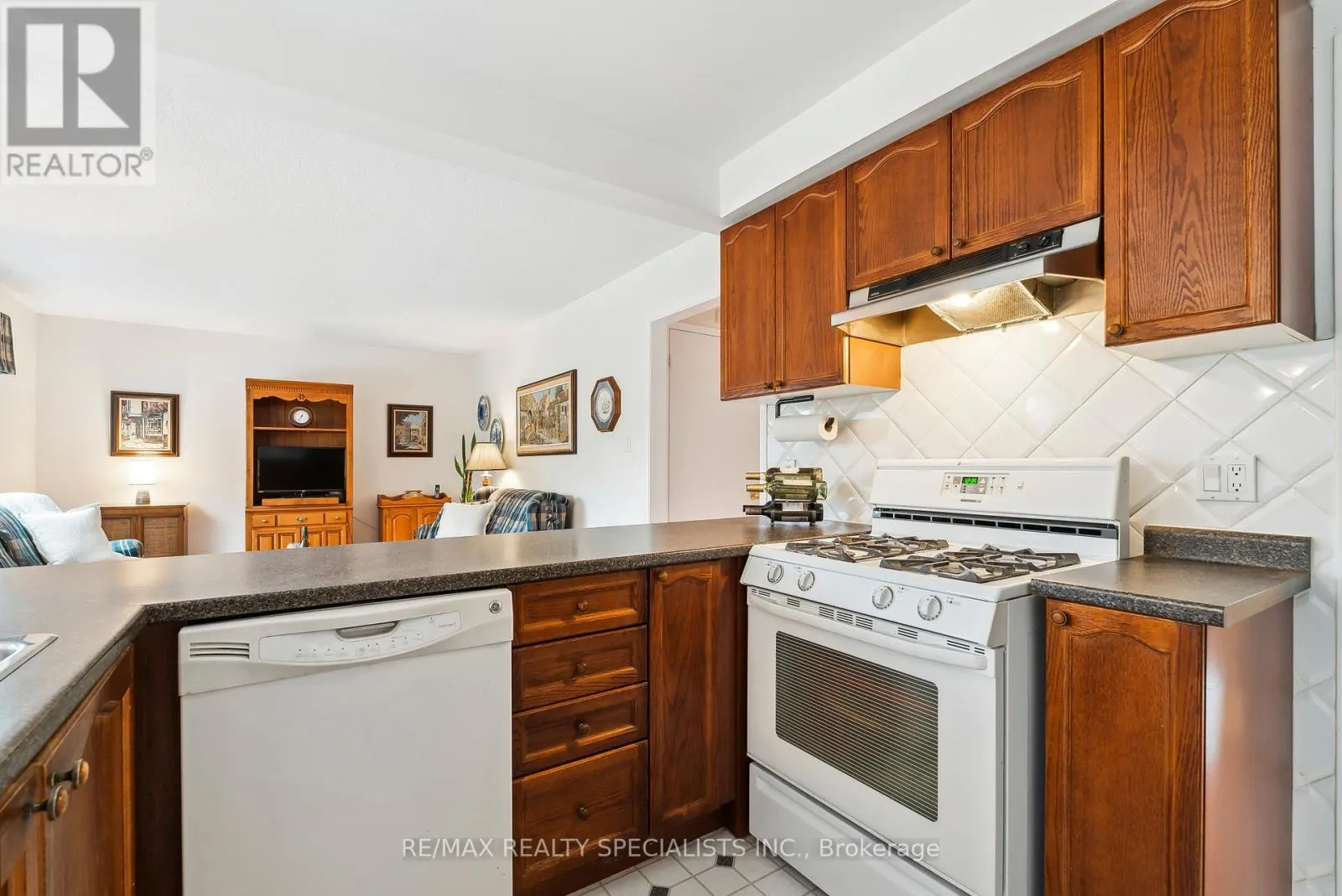 22 LAMONT CREEK DRIVE