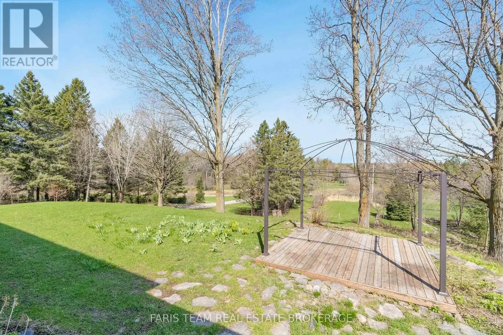 301 CONCESSION 4 ROAD E