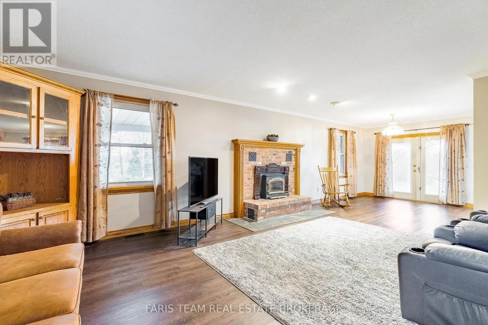 301 CONCESSION 4 ROAD E
