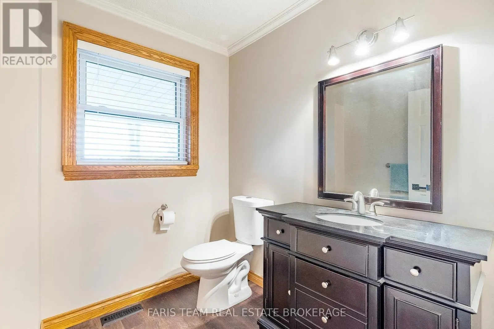 301 CONCESSION 4 ROAD E
