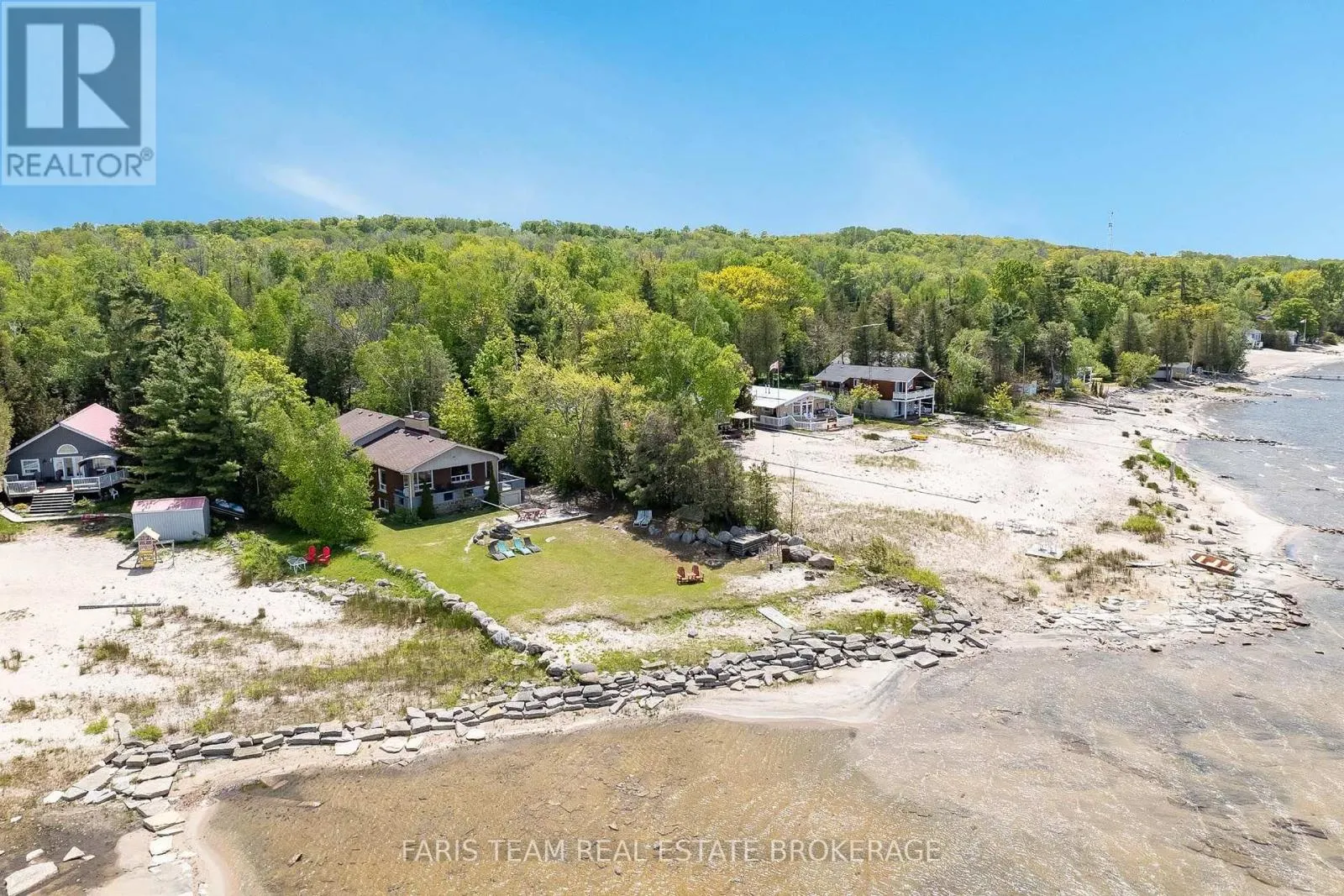 1787 CHAMPLAIN ROAD