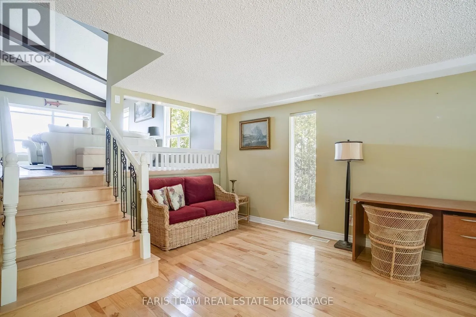 1787 CHAMPLAIN ROAD