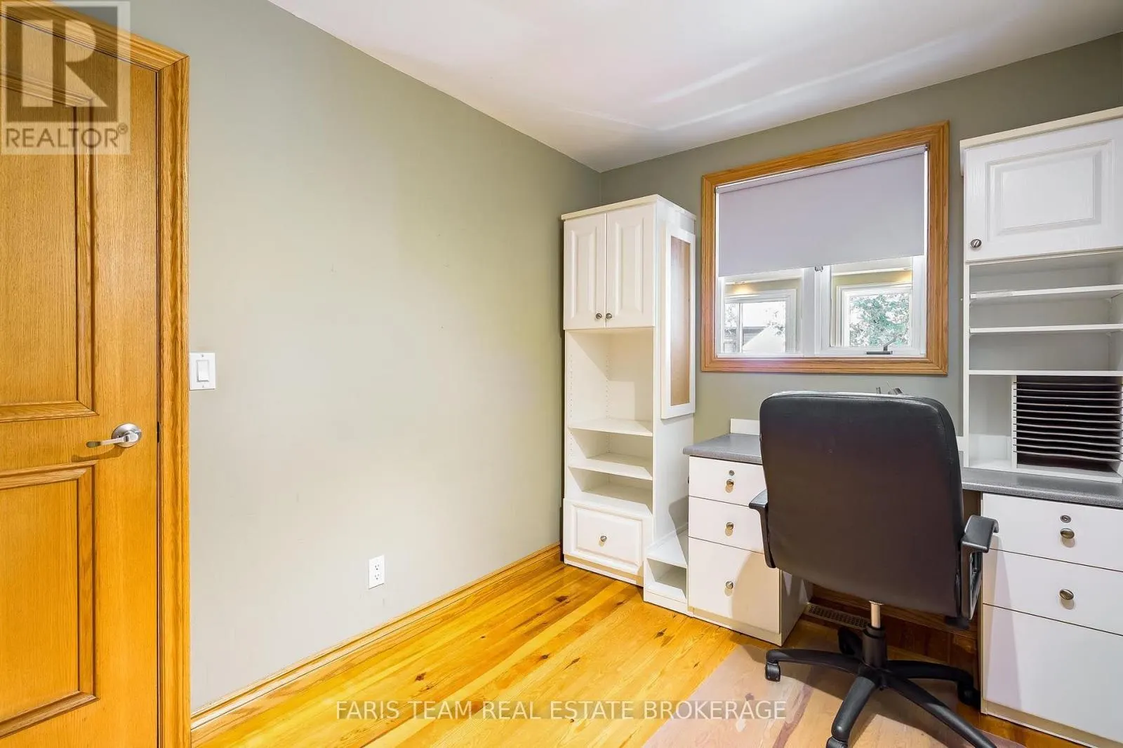 2554 CHAMPLAIN ROAD