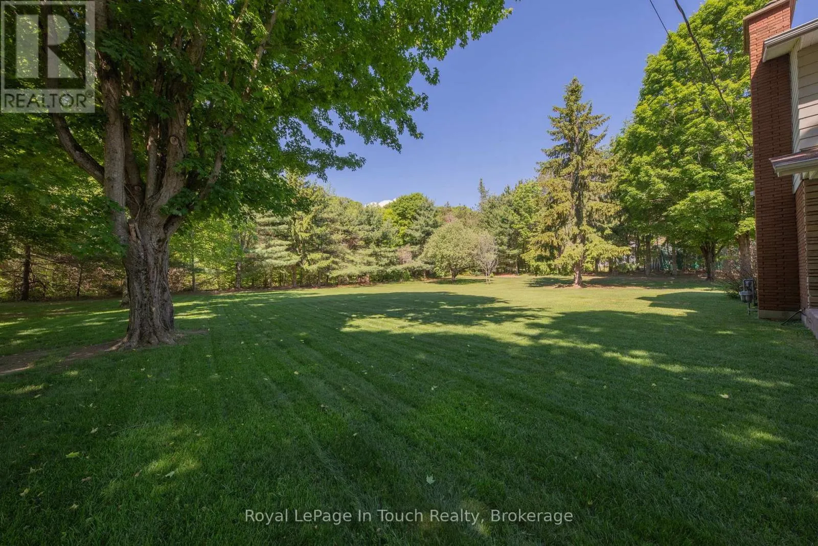 756 CHAMPLAIN ROAD