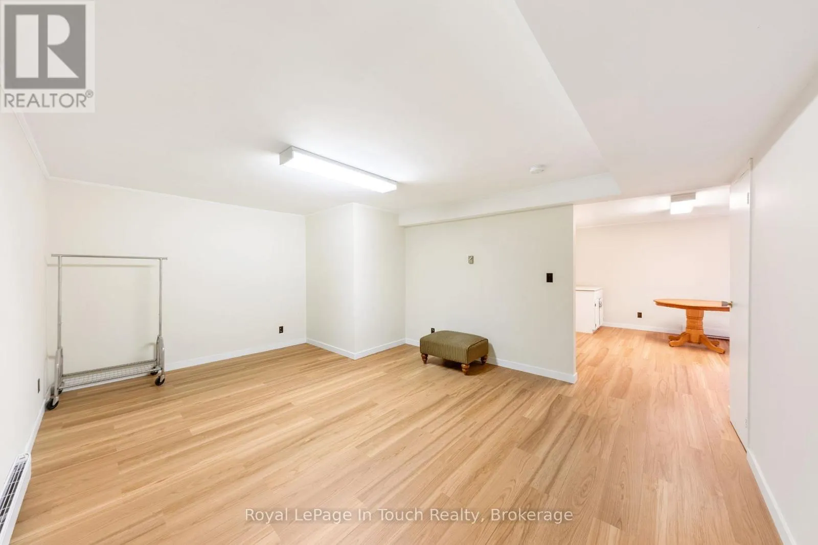756 CHAMPLAIN ROAD