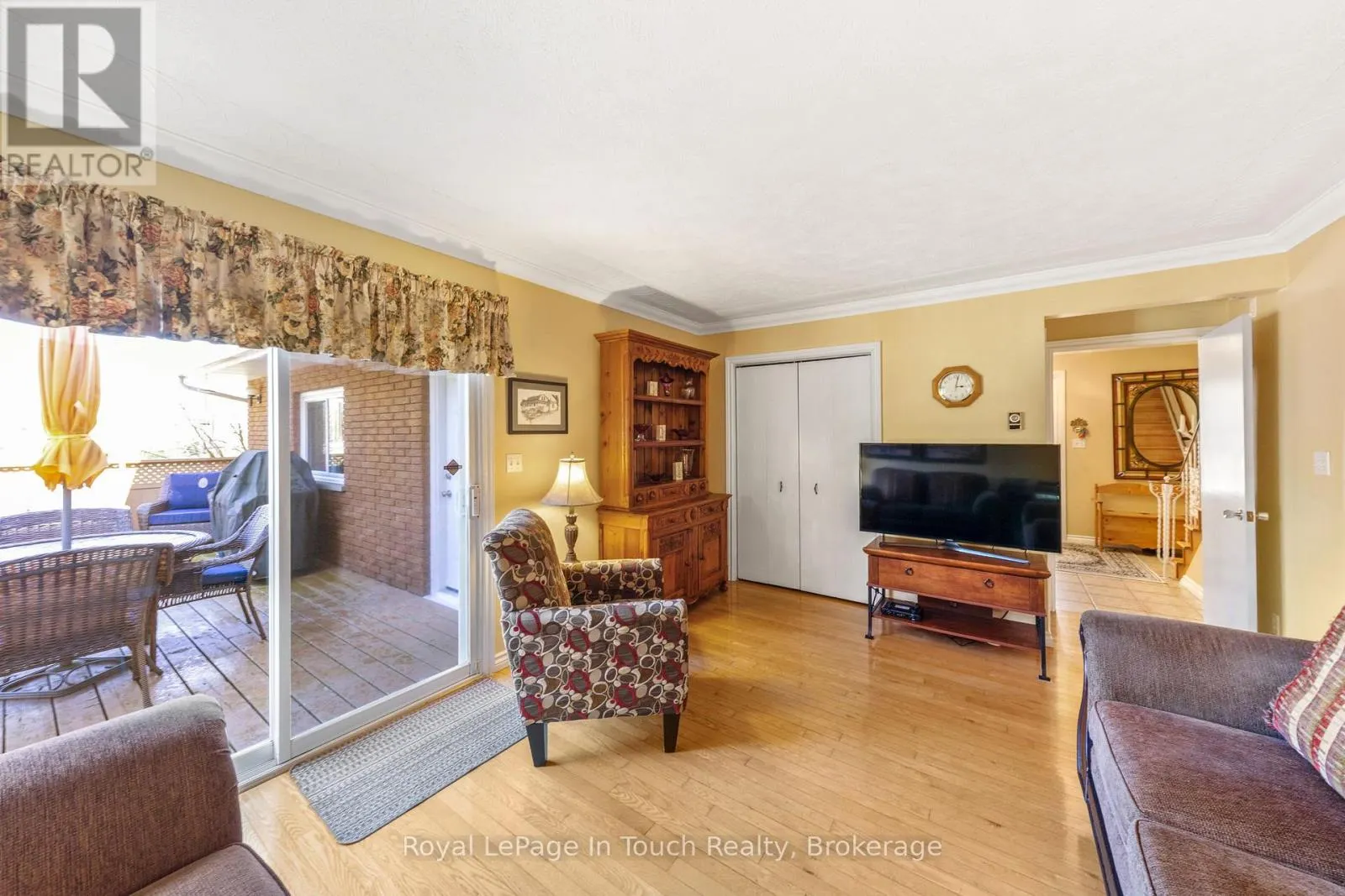 756 CHAMPLAIN ROAD