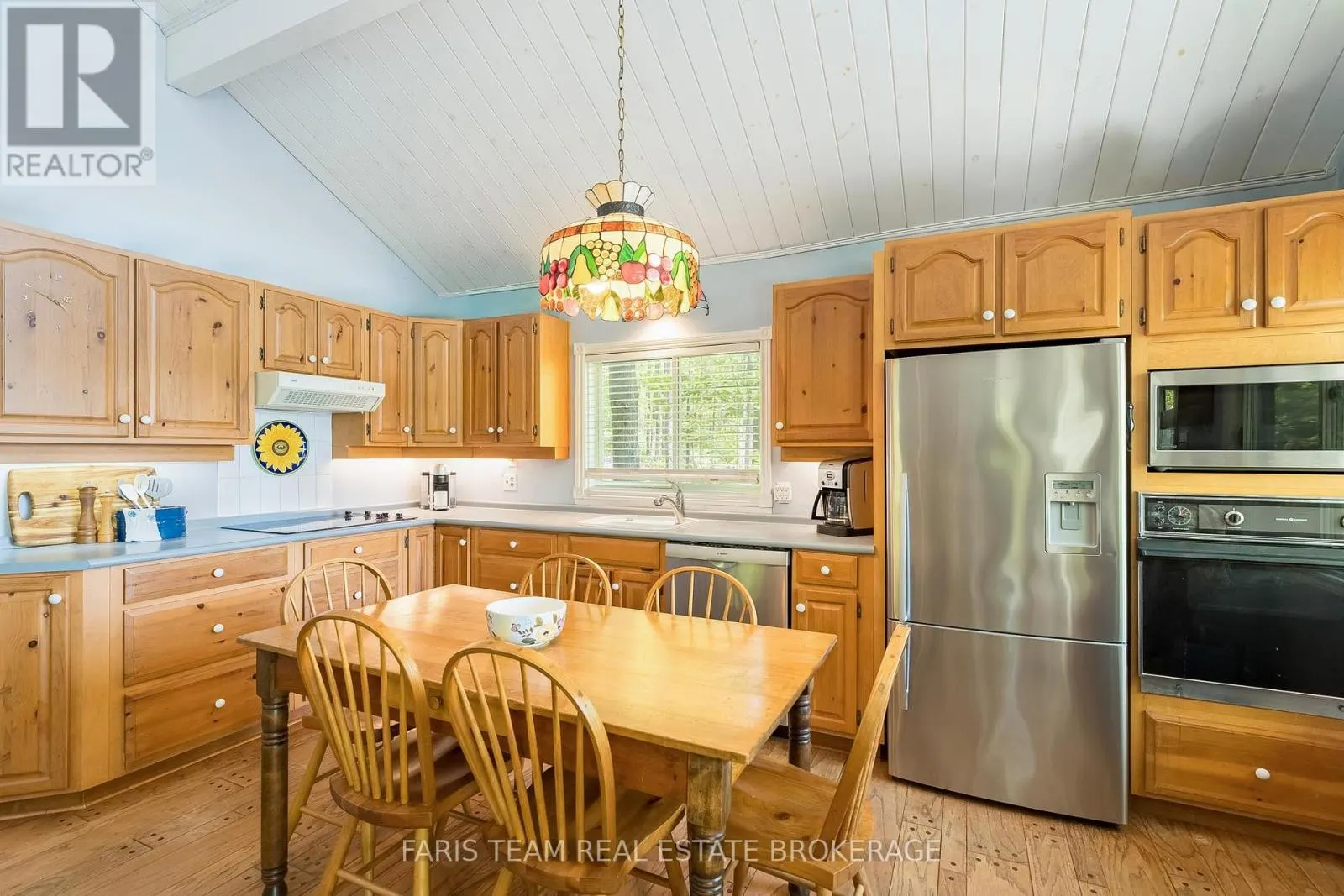112 FARLAIN LAKE ROAD E