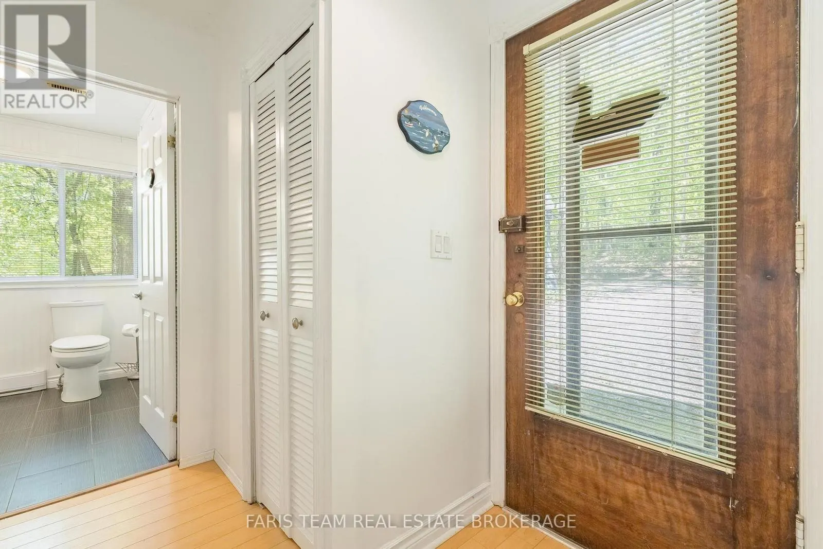 112 FARLAIN LAKE ROAD E