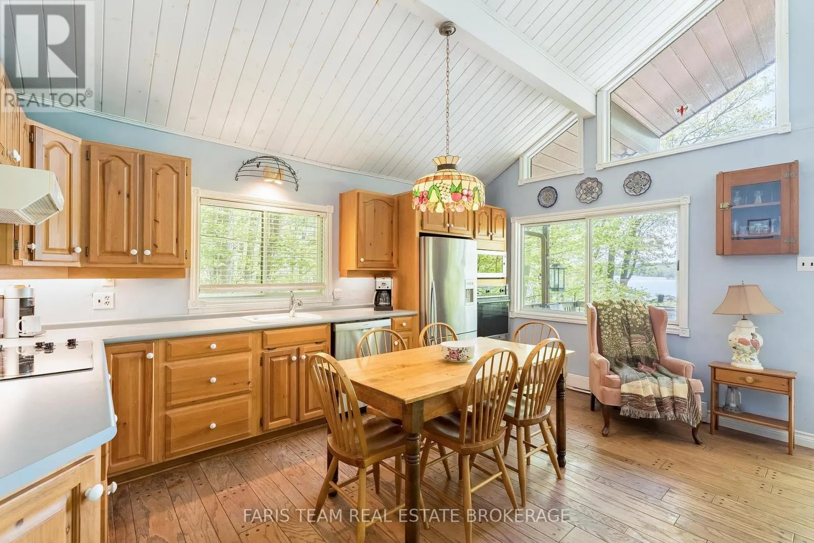 112 FARLAIN LAKE ROAD E