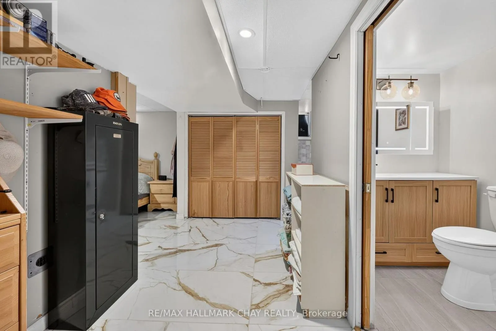 70 NORTH STREET W
